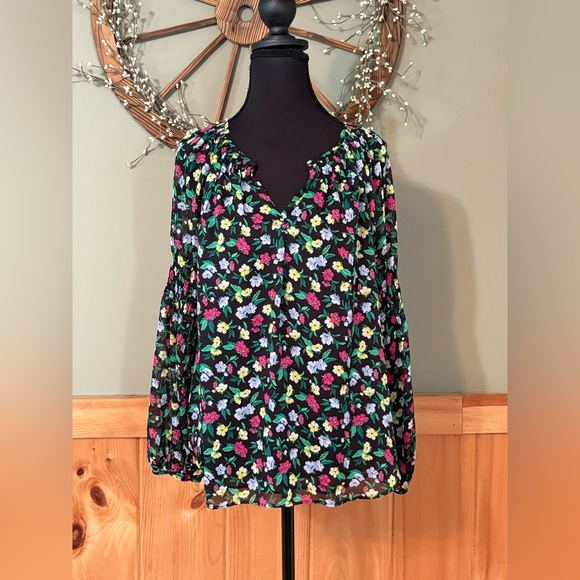 Ann Taylor Black Ruffled V-Neck Blouse Relaxed Fit NWT size MP. - Picture 1 of 11